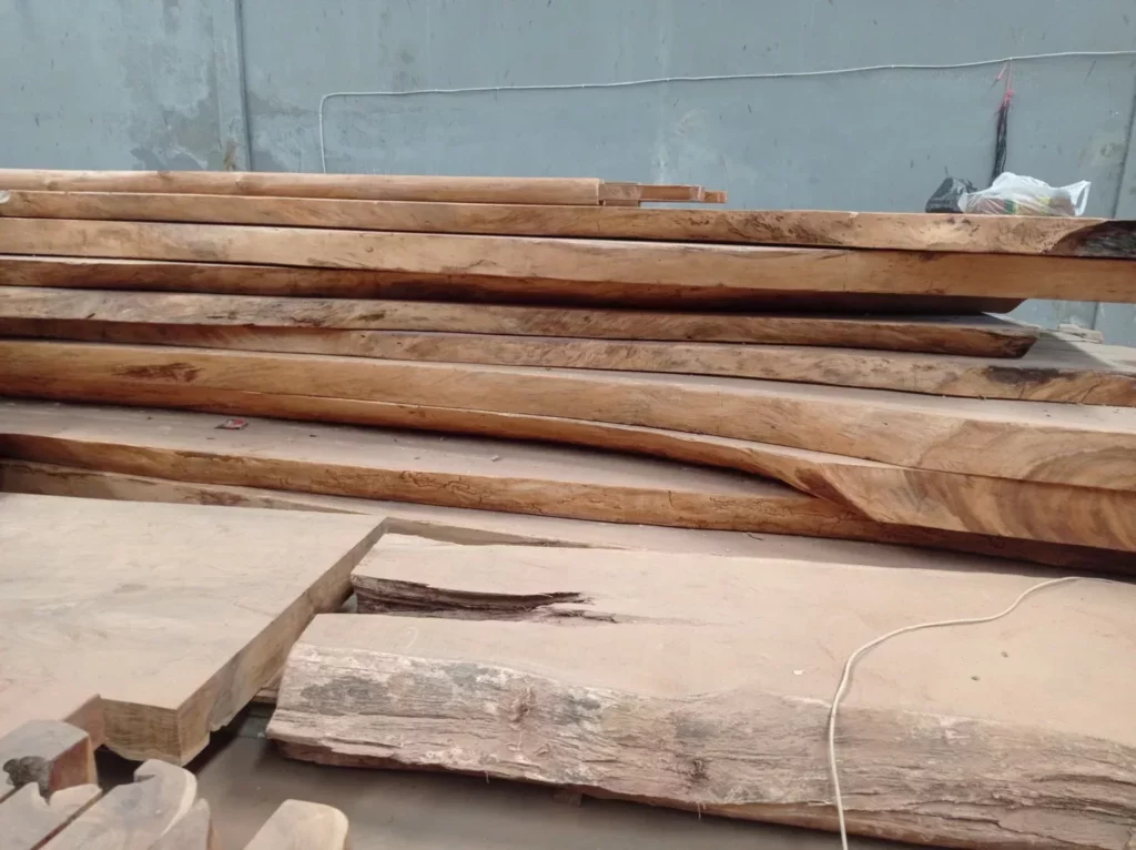ornamen meja kayu baru tangerang
